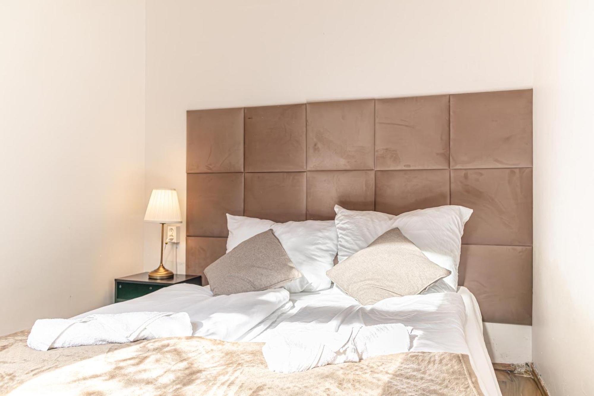 Friendly 2br Apt-near U6 Station Am Schoepfwerk Wenen